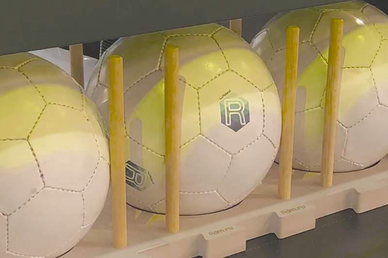 Планшетный уф принтер Roland LO-300-F2 имеет режим расстояния