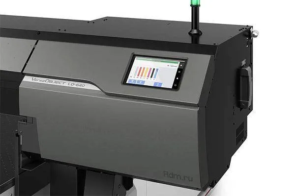LO-640-F3 - широкоформатный планшетный уф принтер Roland серии VersaOBJECT рис.3