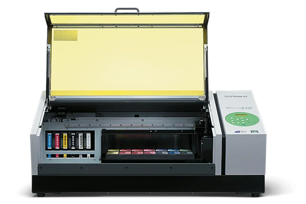 LEF-200 - уф принтер Roland серии VersaUV формата A3+