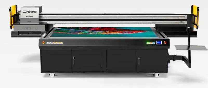 Планшетный уф-принтер Roland EU-1000MF