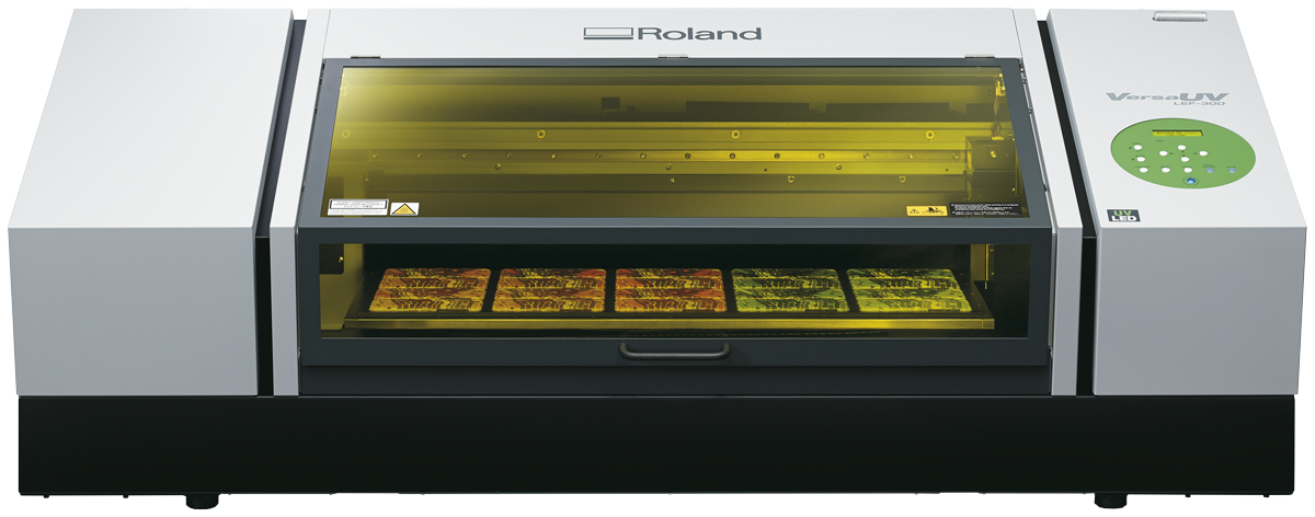 LEF-300 - уф принтер Roland серии VersaUV
