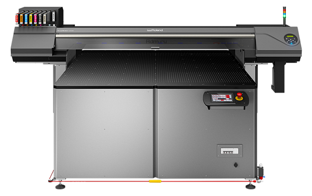 CO-640i-F3 - широкоформатный планшетный уф принтер Roland серии VersaOBJECT рис.1